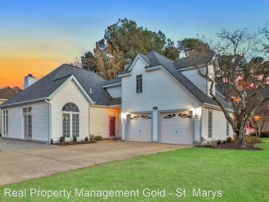Main picture of 48145 Mayflower Dr