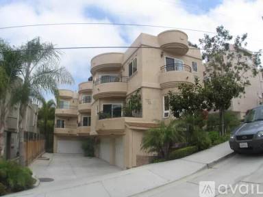 Main picture of 5938 Riley St