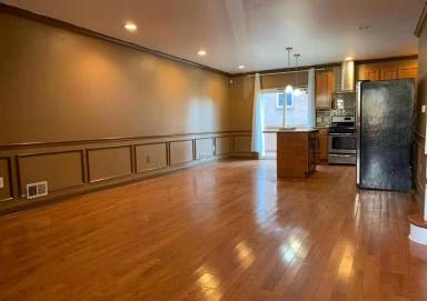Main picture of 348 Glen Echo Rd