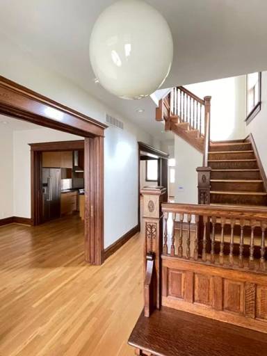 Main picture of 5168 Enright Ave
