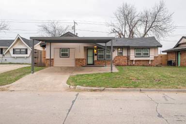 Main picture of 3133 Delmar Rd