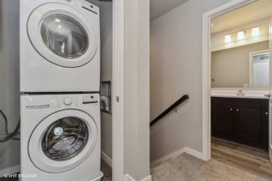 Main picture of 141 Clark Dr SW