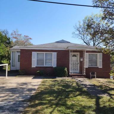Main picture of 1026 Samson Ave