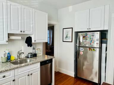 Main picture of 343 S Huntington Ave