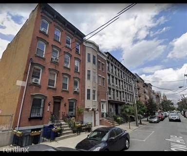 Main picture of 204 Willow Ave
