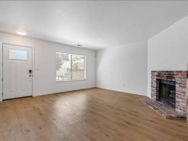 Main picture of 843 Falcon Way