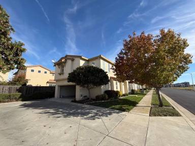 Main picture of 3388 Bevan Rd