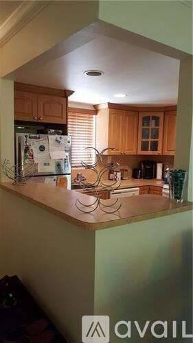 Main picture of 1320 Miami Rd