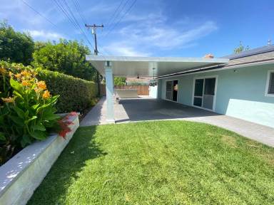Main picture of 318 S Gardner Dr