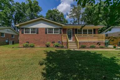 Main picture of 910 Sycamore Rd