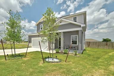 Main picture of 215 Rubrum Rd