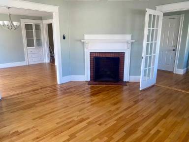 Main picture of 58 Noyes St