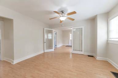 Main picture of 2112 N Spencer Ave