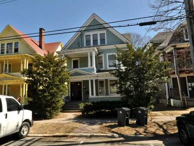 Main picture of 379 Norton St