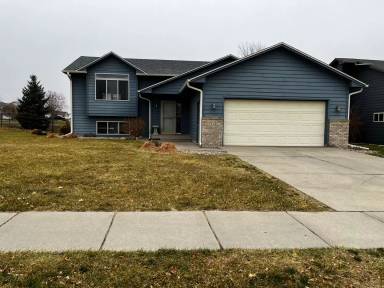 Main picture of 7112 W 53rd St