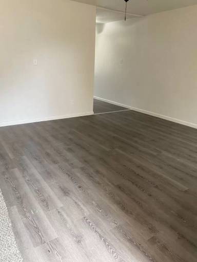 Main picture of 1162 Smith St