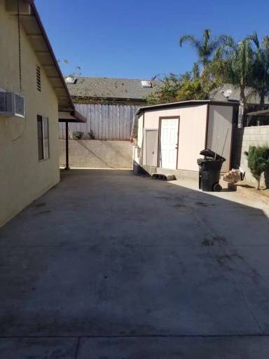Main picture of 1040 S Alice Ave