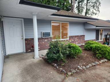 Main picture of 1577 D St