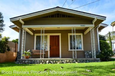 Main picture of 16661 E Main St