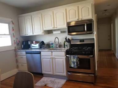 Main picture of 80 Conwell Ave