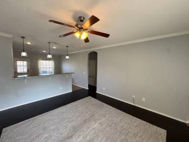 Main picture of 6505 S 50th St