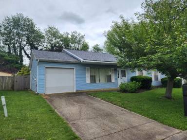 Main picture of 13 Honeysuckle Dr