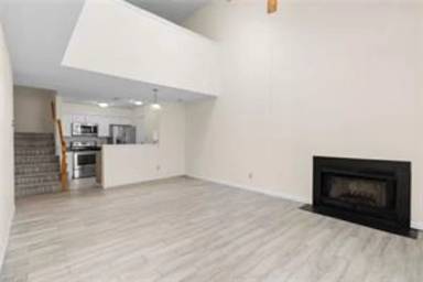 Main picture of 355 Lees Mill Dr