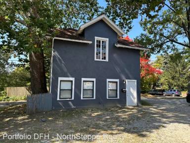 Main picture of 2257 Indianola Ave