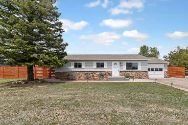 Main picture of 1016 Eggleston St