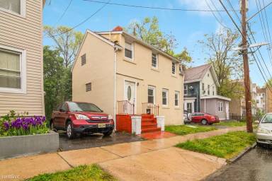 Main picture of 397 Glenwood Ave