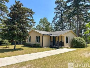 Main picture of 106 Trailside Dr