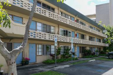 Main picture of 1821 Lipeepee St