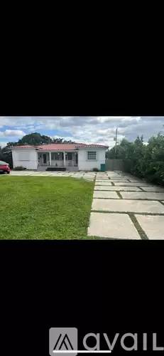 Main picture of 11221 NE 9th Ave