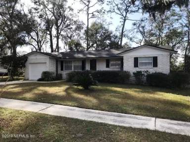 Main picture of 423 Saturn Ln W
