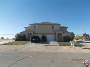 Main picture of 9524 Sally Ave