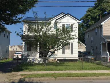 Main picture of 335 Union St N