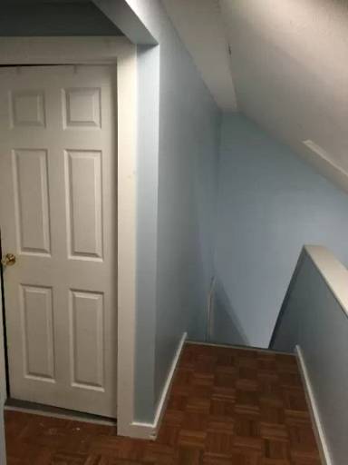 Main picture of 77 Main St