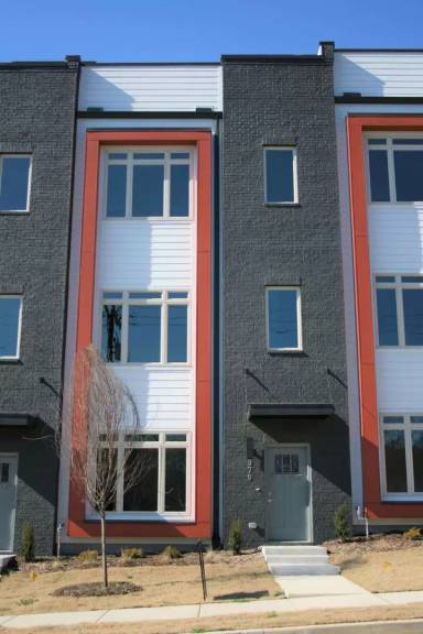 Main picture of 966 Youngs Ln