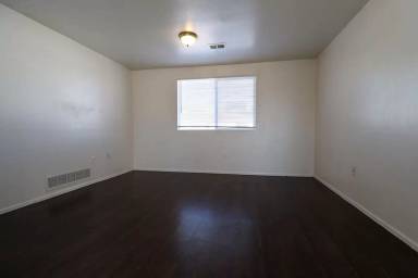 Main picture of 3624-3640 Denver St
