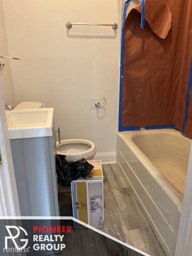 Main picture of 1103 W Grace St