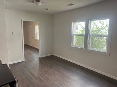 Main picture of 607 Tenny Ave