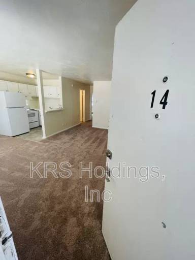 Main picture of 938 W Ocean View Ave
