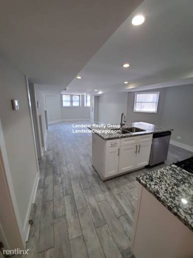 Main picture of 2536 N Kimball Ave