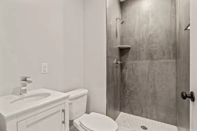 Main picture of 2123 N Fairhill St
