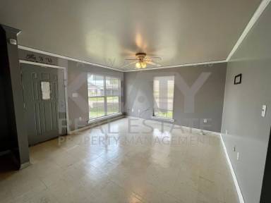 Main picture of 118 Sternberg Dr