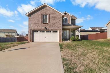 Main picture of 1176 Elizabeth Ln