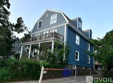 Main picture of 392 Reedsdale Rd