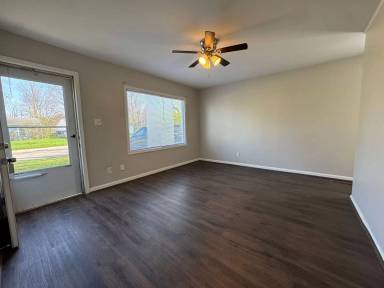 Main picture of 1917 Southwood Dr