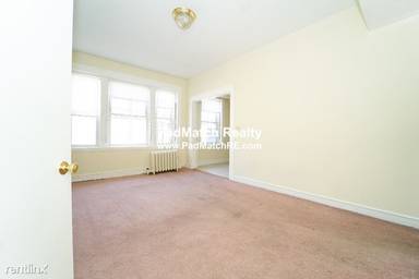 Main picture of 236 Kelton St