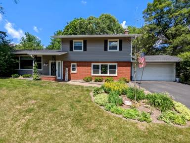 Main picture of 2553 Crestline Dr